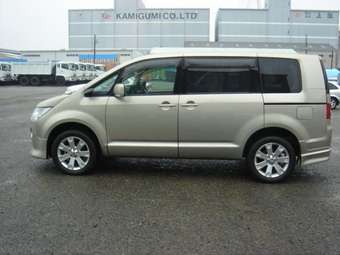 2007 Mitsubishi Delica For Sale