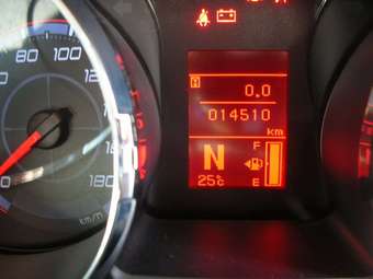 2007 Mitsubishi Delica Photos
