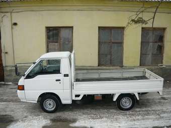 1999 Mitsubishi Delica Cargo Photos