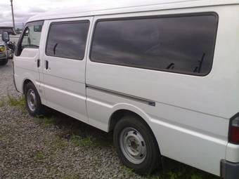 2002 Mitsubishi Delica Van Photos