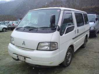 2003 Mitsubishi Delica Van