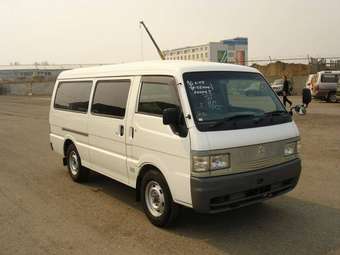 2003 Mitsubishi Delica Van Photos