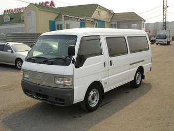 2003 Mitsubishi Delica Van Photos