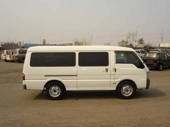 2003 Mitsubishi Delica Van Pics