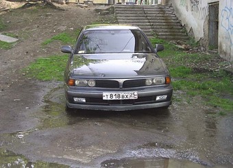 1991 Mitsubishi Diamante Images
