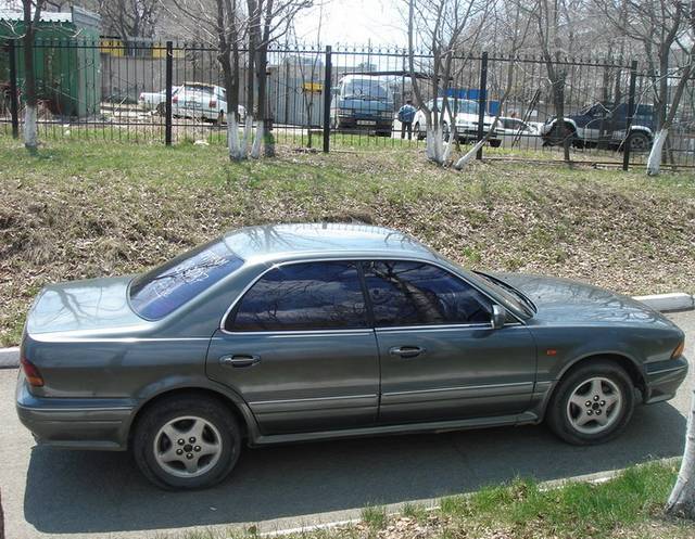 1992 Mitsubishi Diamante