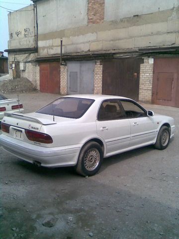 1992 Mitsubishi Diamante