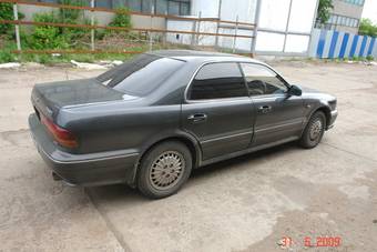 1992 Mitsubishi Diamante Photos