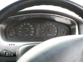1995 Mitsubishi Diamante Pics