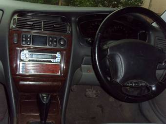 1995 Mitsubishi Diamante Images