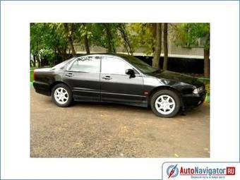 1995 Mitsubishi Diamante Photos
