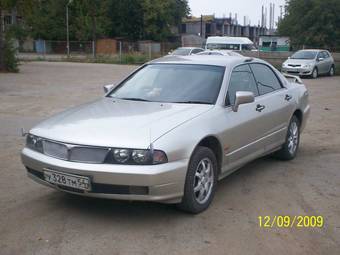 1995 Mitsubishi Diamante Photos