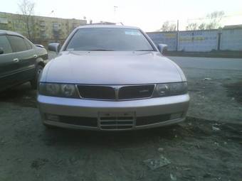 1996 Mitsubishi Diamante Photos