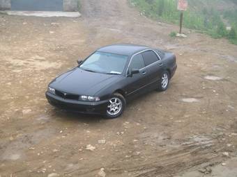 1996 Mitsubishi Diamante Photos