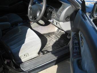 1996 Mitsubishi Diamante Photos