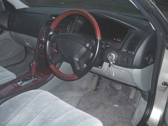 1999 Mitsubishi Diamante