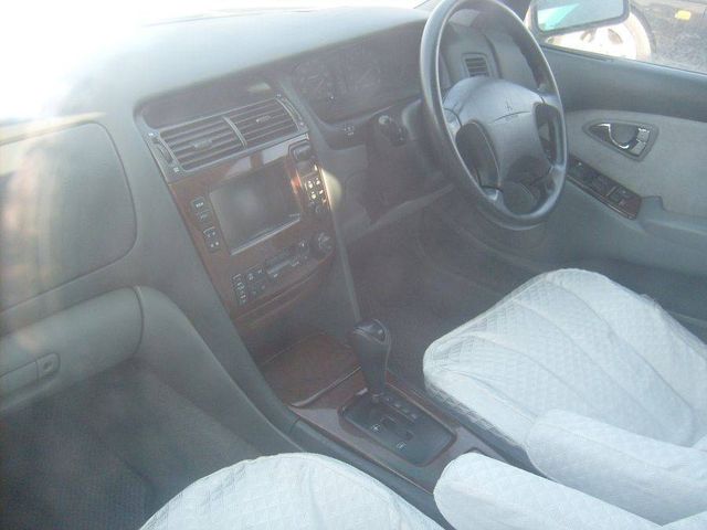 1999 Mitsubishi Diamante