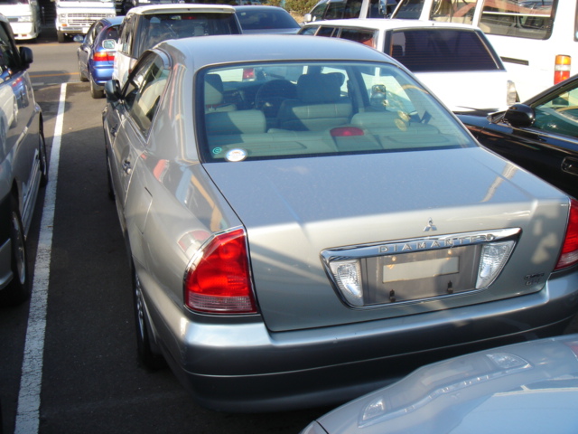 1999 Mitsubishi Diamante Photos
