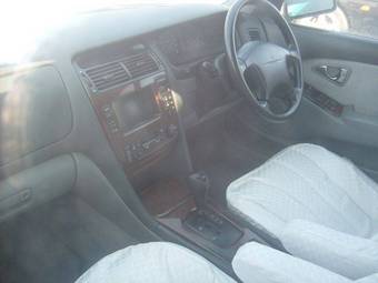 1999 Mitsubishi Diamante Pics