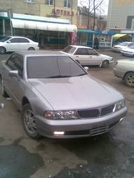 1999 Mitsubishi Diamante Photos