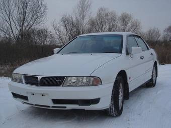 1999 Mitsubishi Diamante Photos