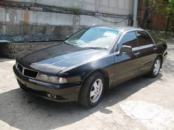 1999 Mitsubishi Diamante Photos