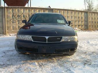 1999 Mitsubishi Diamante Photos