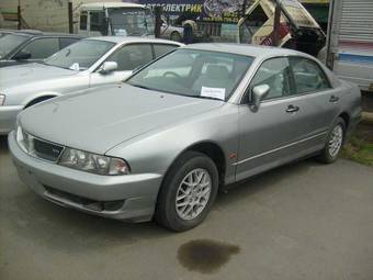 1999 Mitsubishi Diamante Photos