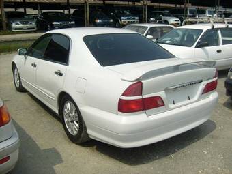 1999 Mitsubishi Diamante Photos