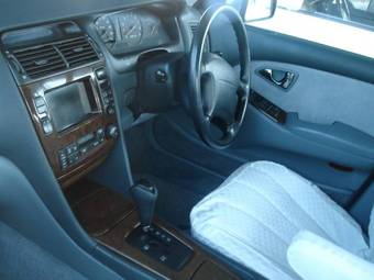 1999 Mitsubishi Diamante Photos