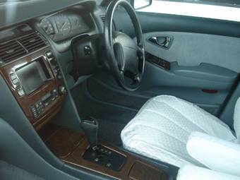 1999 Mitsubishi Diamante Photos