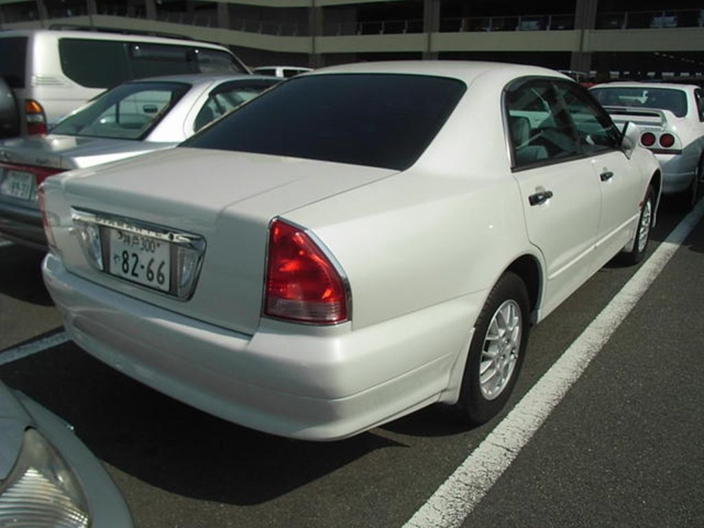 2000 Mitsubishi Diamante