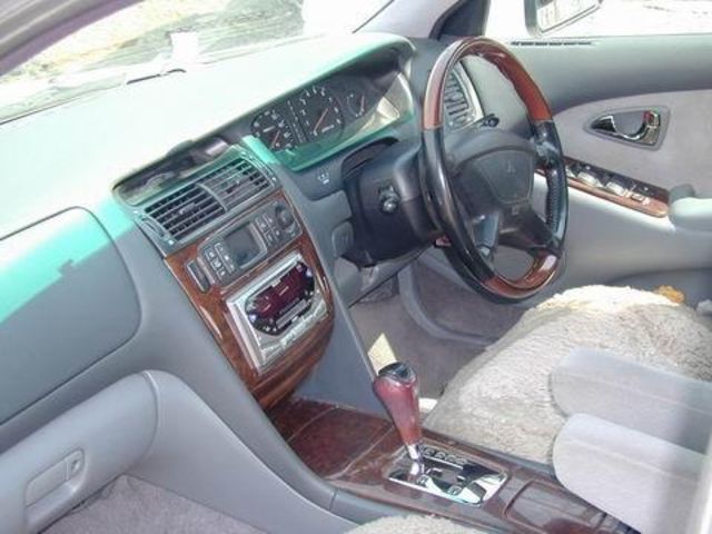 2000 Mitsubishi Diamante