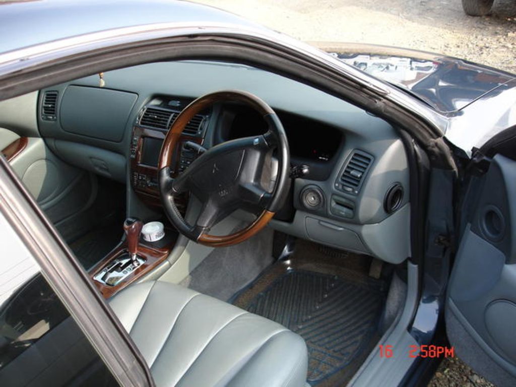 2000 Mitsubishi Diamante