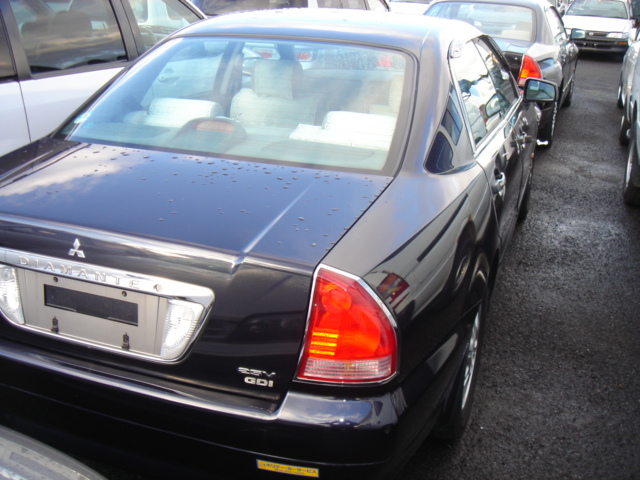 2000 Mitsubishi Diamante Pics