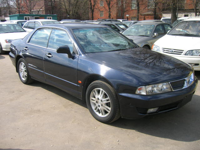 2000 Mitsubishi Diamante Pictures
