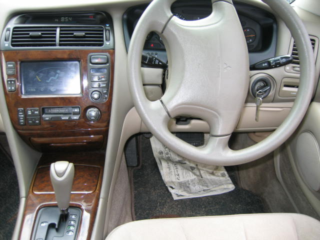 2000 Mitsubishi Diamante Images