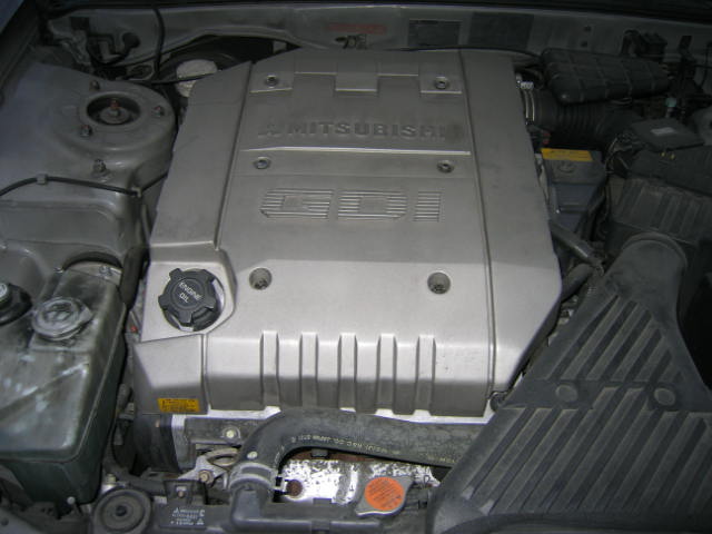 2000 Mitsubishi Diamante Photos