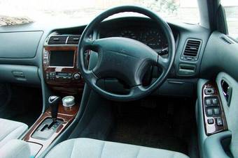 2000 Mitsubishi Diamante Photos
