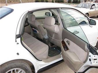 2000 Mitsubishi Diamante Images