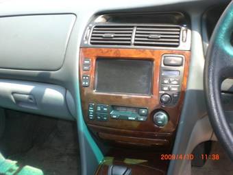 2000 Mitsubishi Diamante Images