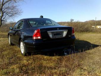 2000 Mitsubishi Diamante Photos