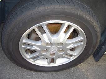 2000 Mitsubishi Diamante Photos