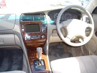 2000 Mitsubishi Diamante Images