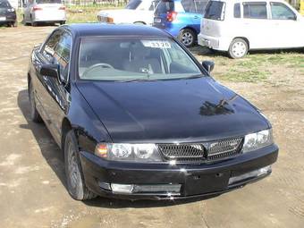 2000 Mitsubishi Diamante Pictures