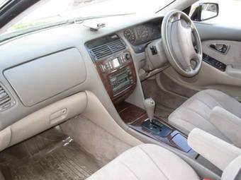 2000 Mitsubishi Diamante Pictures