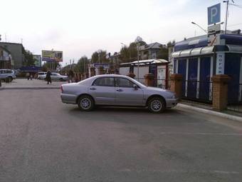 2000 Mitsubishi Diamante Pictures