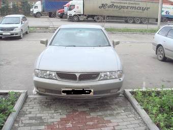2001 Mitsubishi Diamante Photos