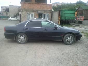 2001 Mitsubishi Diamante Photos