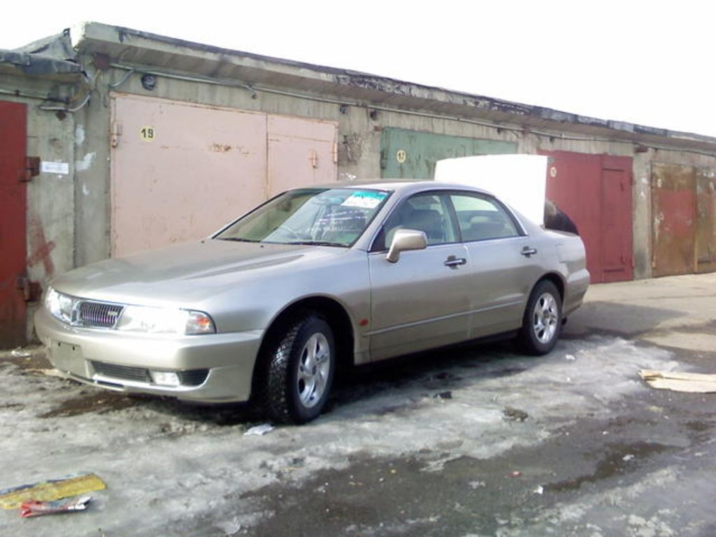 2002 Mitsubishi Diamante